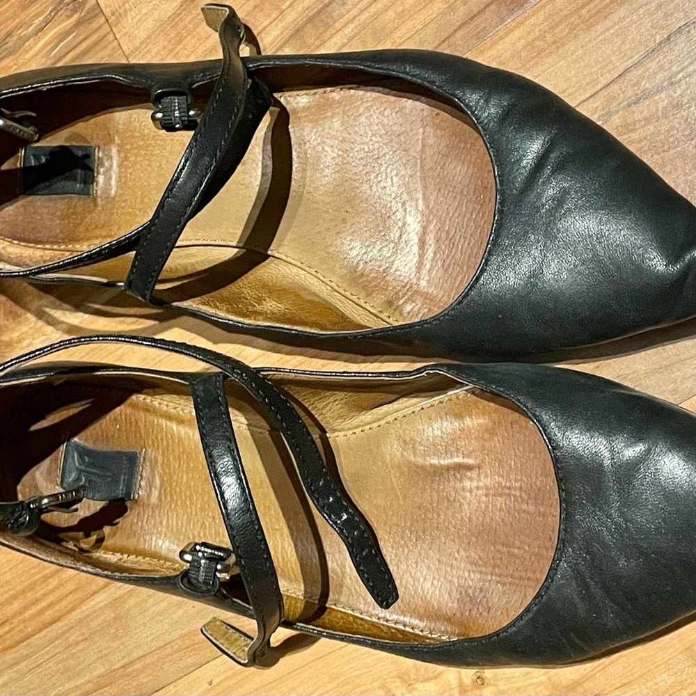 Frye Flats